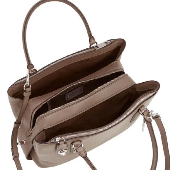 Coach Brooklyn 34 Carryall Bag💼 - Picture 9 of 16